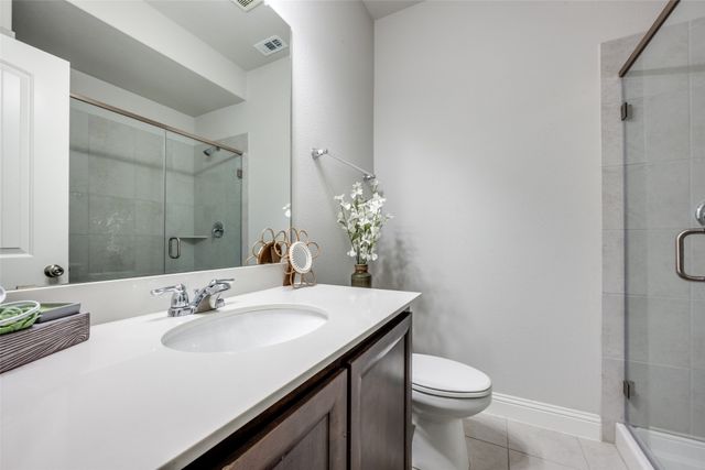 623 Woodridge Drive, Oak Point, TX 75068