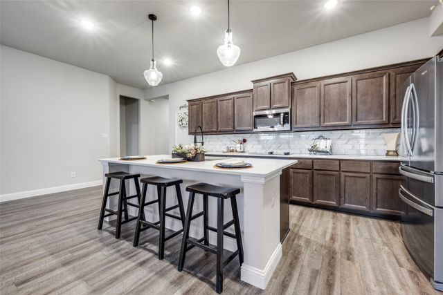 623 Woodridge Drive, Oak Point, TX 75068