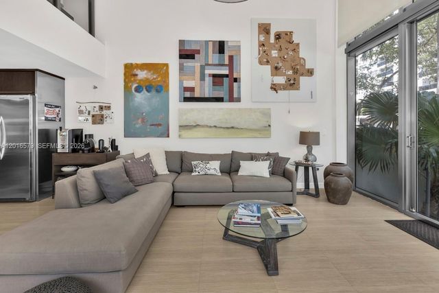 6000 Collins Ave 129, Miami Beach, FL 33140