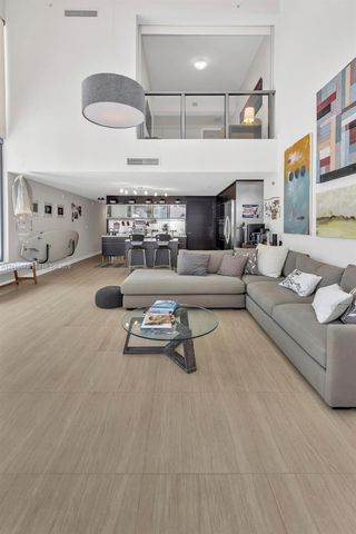 6000 Collins Ave 129, Miami Beach, FL 33140