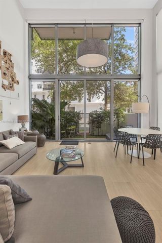 6000 Collins Ave 129, Miami Beach, FL 33140