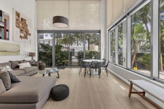 6000 Collins Ave 129, Miami Beach, FL 33140