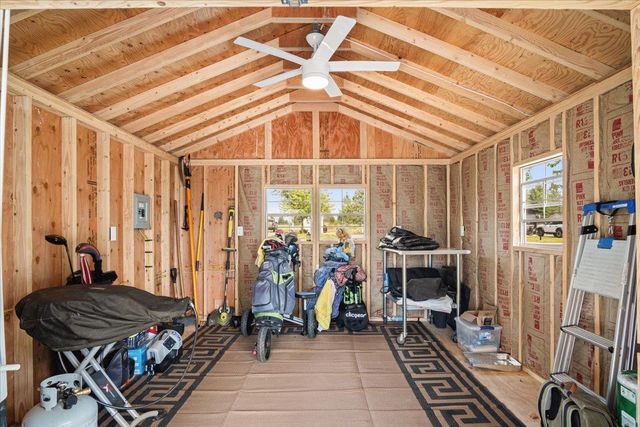 1205 N Country Club Dr, Deer Park, WA 99006