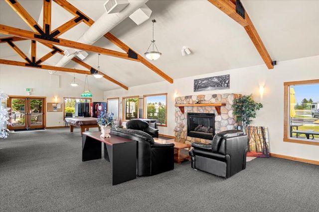 1205 N Country Club Dr, Deer Park, WA 99006