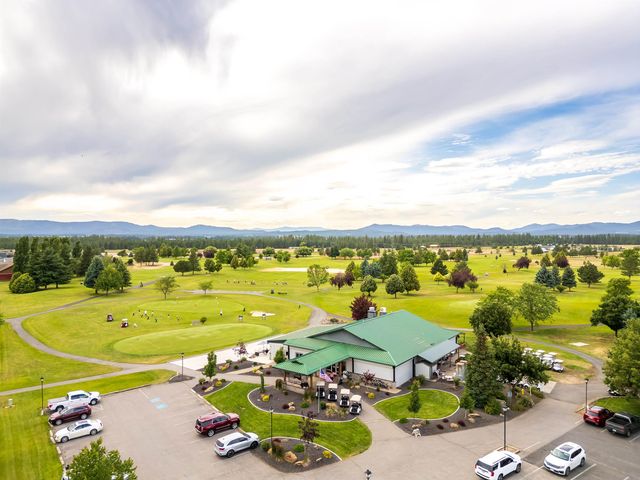 1205 N Country Club Dr, Deer Park, WA 99006