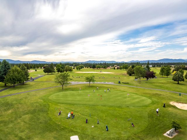 1205 N Country Club Dr, Deer Park, WA 99006