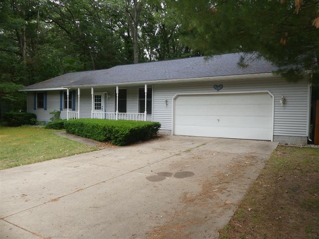 2157 Deerwood Drive, Twin Lake, MI 49457