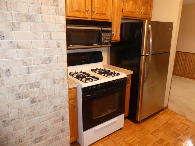 2157 Deerwood Drive, Twin Lake, MI 49457