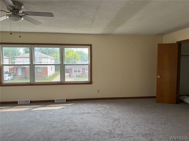 54 Knowlton Avenue, Lackawanna, NY 14218