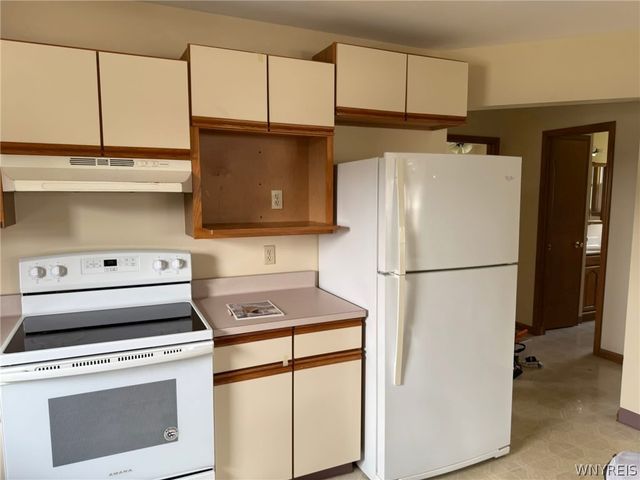 54 Knowlton Avenue, Lackawanna, NY 14218