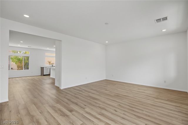 10027 Cooper Mountain Street, Las Vegas, NV 89141