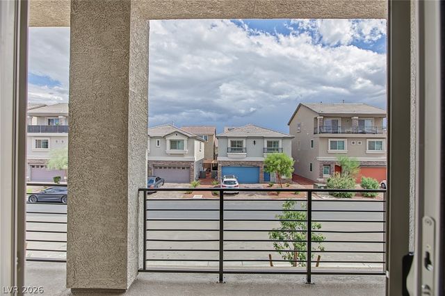 10027 Cooper Mountain Street, Las Vegas, NV 89141