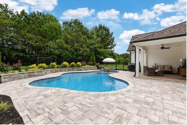 520 Village Creek Drive, Jasper, GA 30143