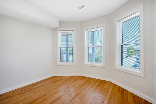 27 Linden 1, Boston, MA 02134