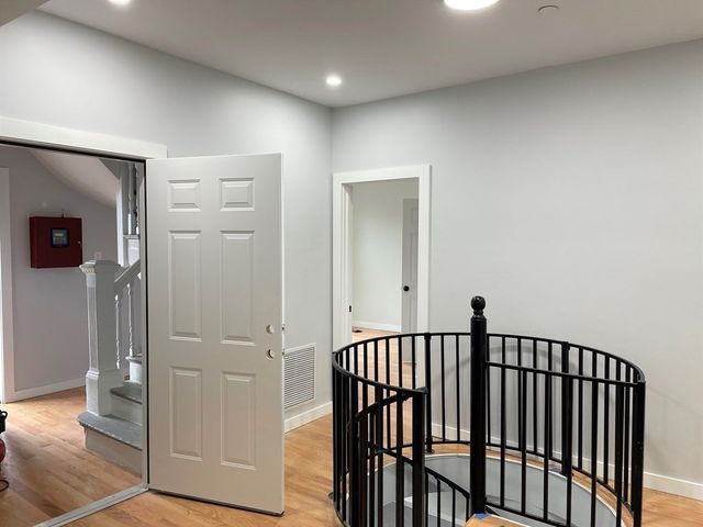 27 Linden 1, Boston, MA 02134