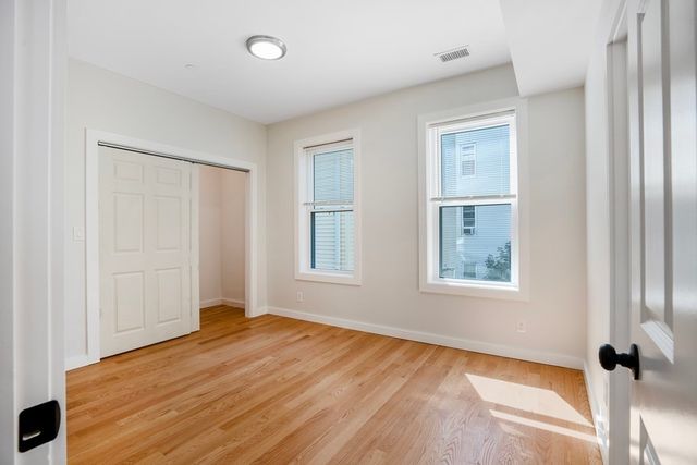 27 Linden 1, Boston, MA 02134