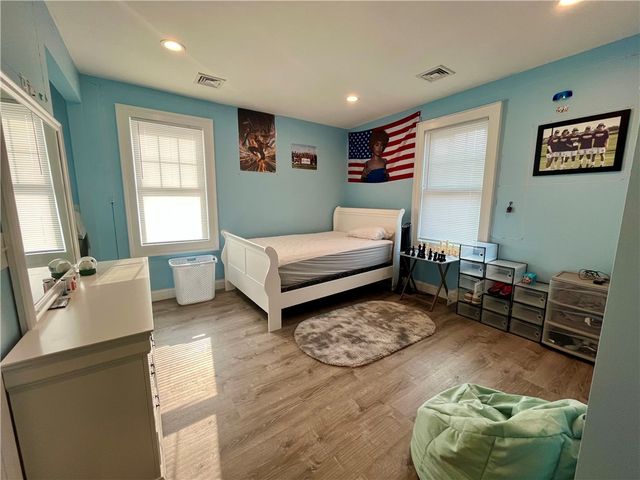457 Douglas Avenue, Providence, RI 02908
