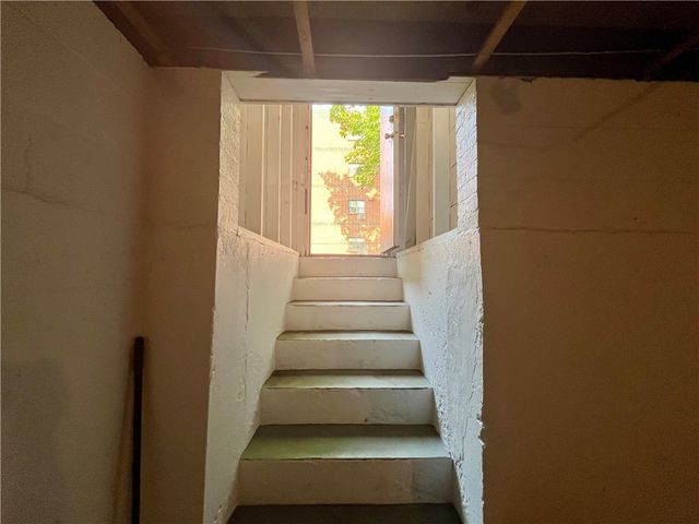 457 Douglas Avenue, Providence, RI 02908