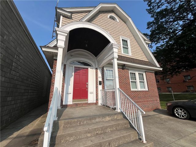 457 Douglas Avenue, Providence, RI 02908