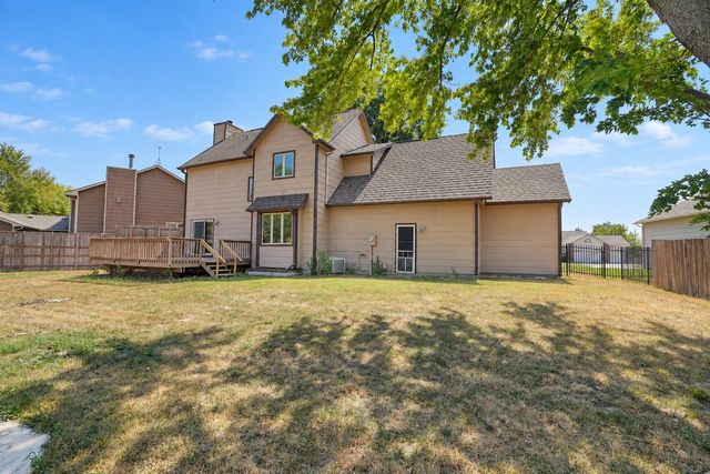 134 N KARREN CT, Wichita, KS 67212