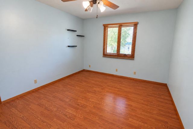 134 N KARREN CT, Wichita, KS 67212