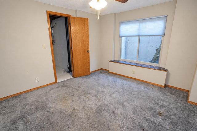 134 N KARREN CT, Wichita, KS 67212