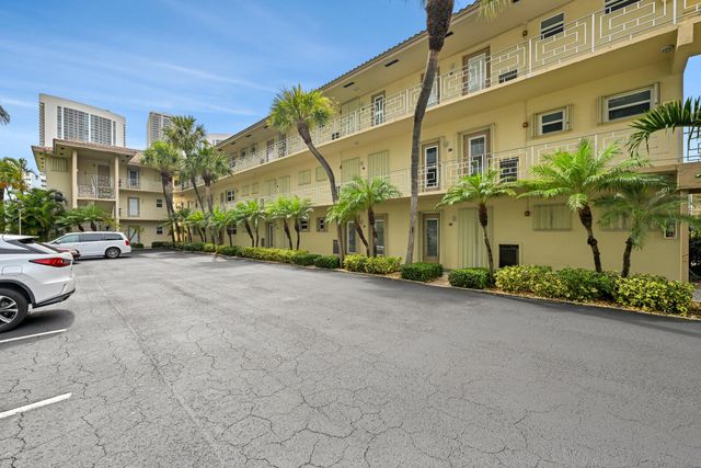 2600 Diana Drive 121, Hallandale Beach, FL 33009