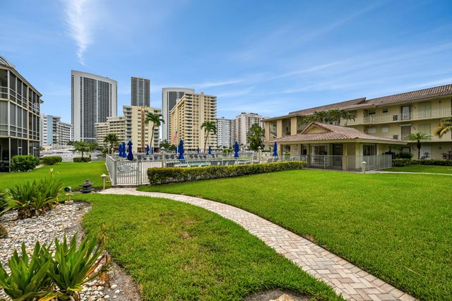 2600 Diana Drive 121, Hallandale Beach, FL 33009
