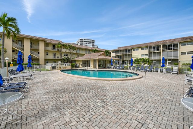 2600 Diana Drive 121, Hallandale Beach, FL 33009