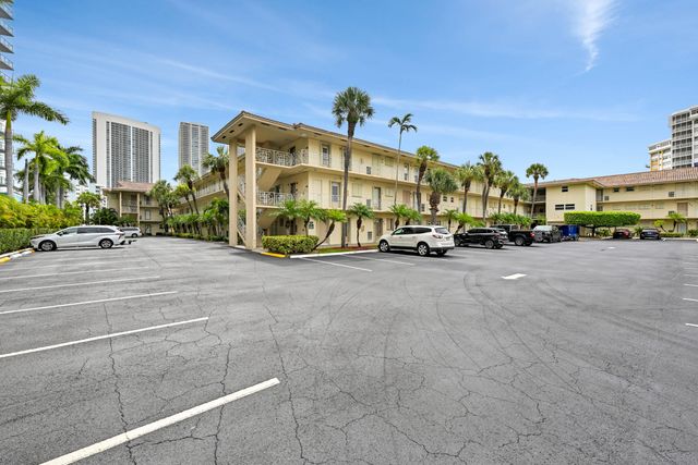 2600 Diana Drive 121, Hallandale Beach, FL 33009