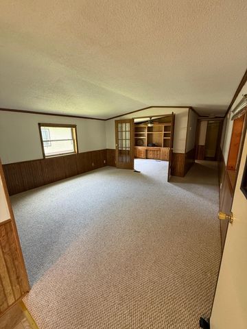 2130 White Pine Drive, Cambridge, MN 55008