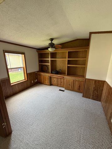 2130 White Pine Drive, Cambridge, MN 55008