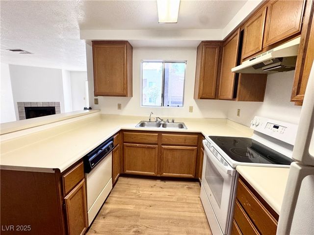 2160 Highpointe Drive 102, Laughlin, NV 89029