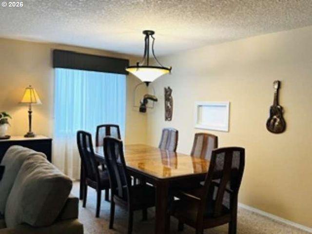 5035 Se RURAL St, Portland, OR 97206