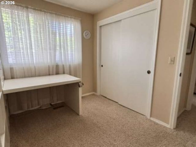 5035 Se RURAL St, Portland, OR 97206