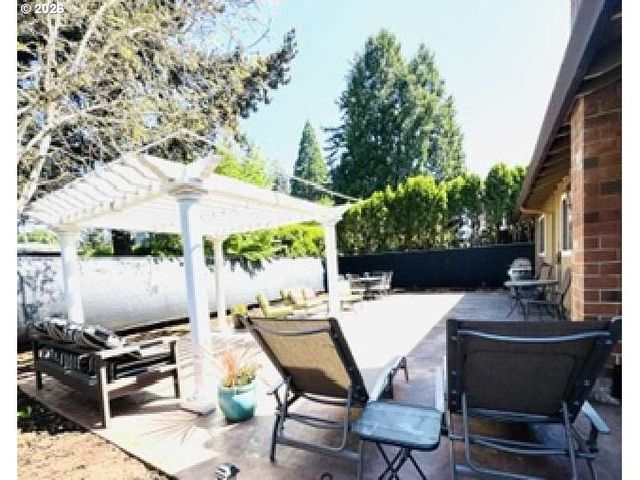 5035 Se RURAL St, Portland, OR 97206