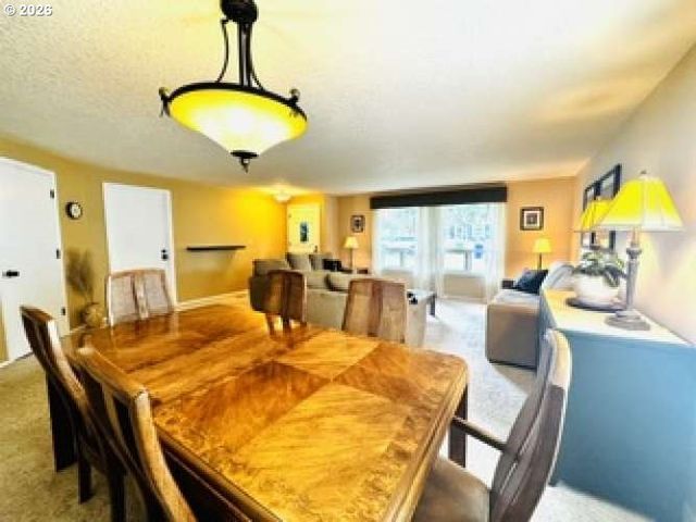 5035 Se RURAL St, Portland, OR 97206