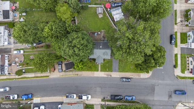 12 BOW HILL AVE, Hamilton, NJ 08610