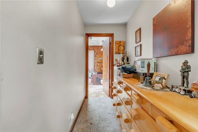 530 Perry Highway, Lancaster Twp, PA 16037