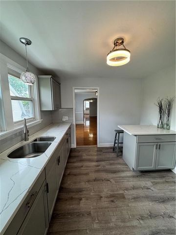 101 Rutherglen Avenue 2, Providence, RI 02907