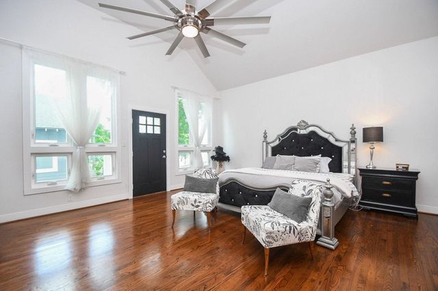 614 W 28th Street, Houston, TX 77008
