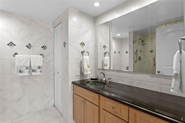 1460 GULF BOULEVARD 605, Clearwater Beach, FL 33767