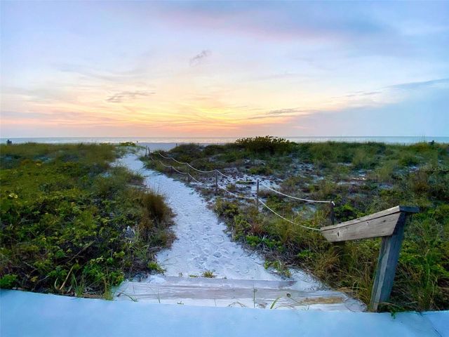 1460 GULF BOULEVARD 605, Clearwater Beach, FL 33767
