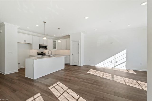 4948 Apricot WAY, Chesapeake, VA 23321