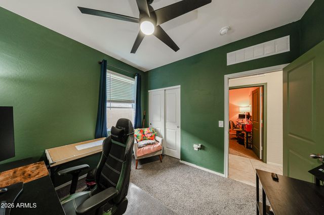 5180 E Gummite Drive, San Tan Valley, AZ 85143