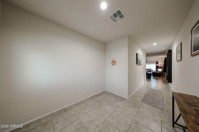 5180 E Gummite Drive, San Tan Valley, AZ 85143