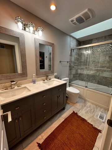 1719 Napoleon Drive, Naperville, IL 60565