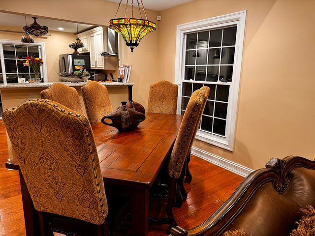1719 Napoleon Drive, Naperville, IL 60565