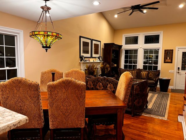 1719 Napoleon Drive, Naperville, IL 60565