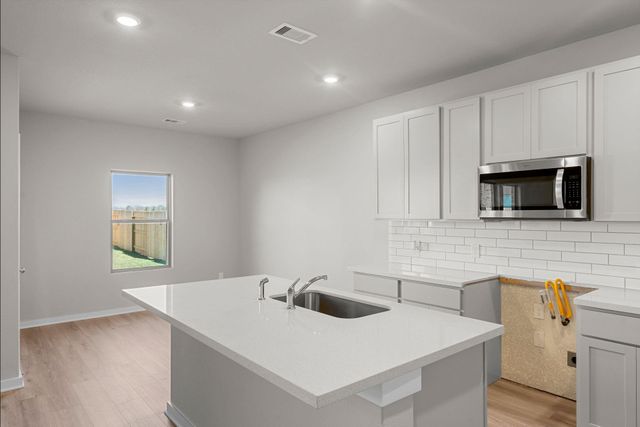 13303 Padre Bay Lane, Rosharon, TX 77583
